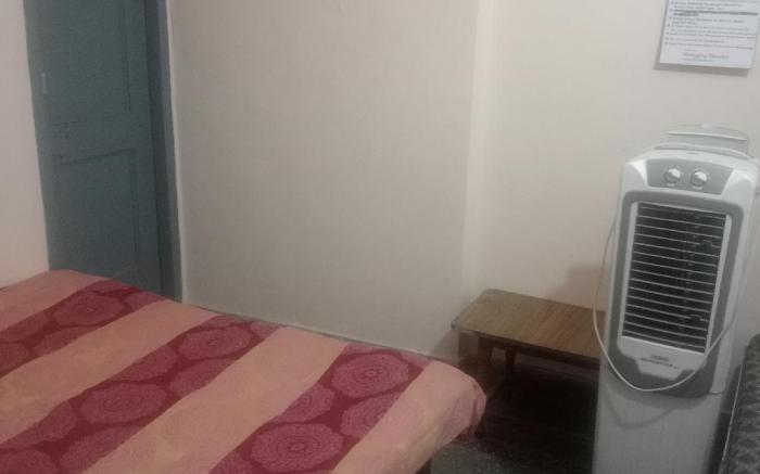 Ever Green Guest House Travel & PG