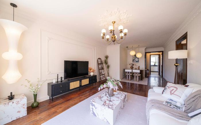 步行人民广场｜家庭精美两居室｜近外滩｜南京路步行街｜静安寺｜东方明珠｜豫园｜中福8