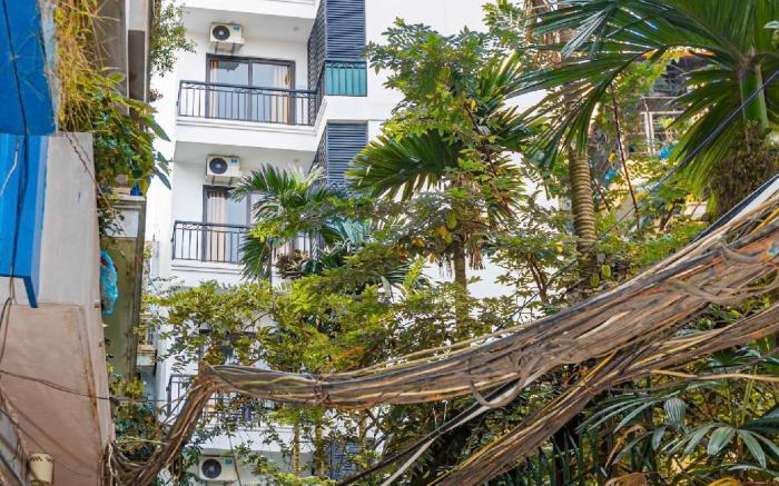 Hera West Lake Apartment