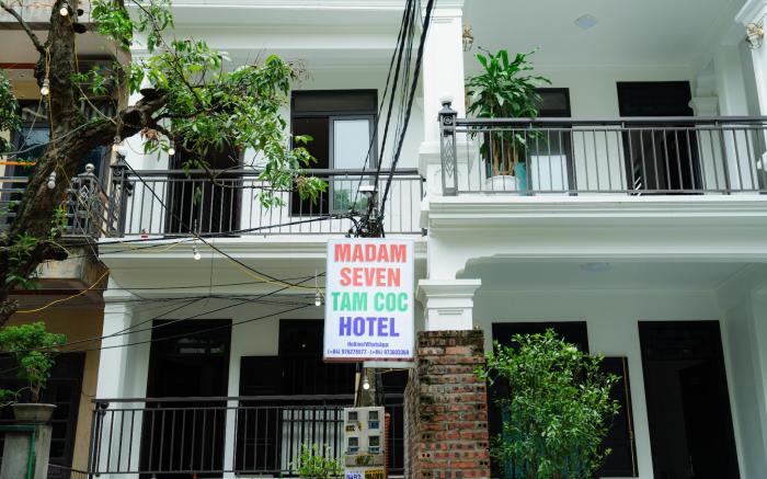 Madam Seven Tam Coc