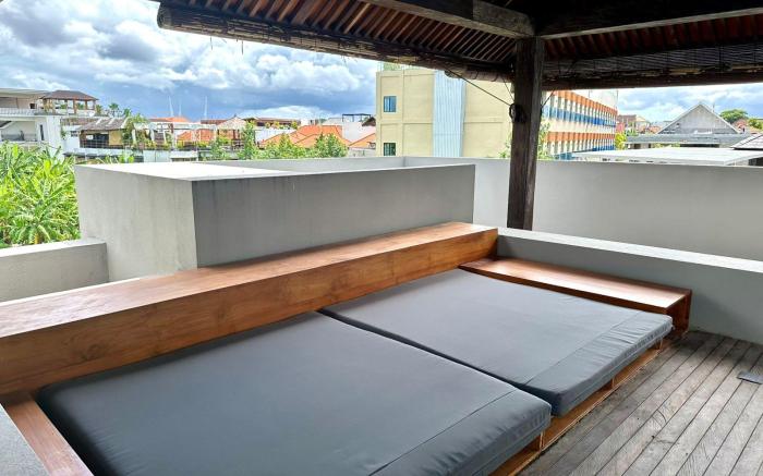 Jaladhi Echo Beach Villa