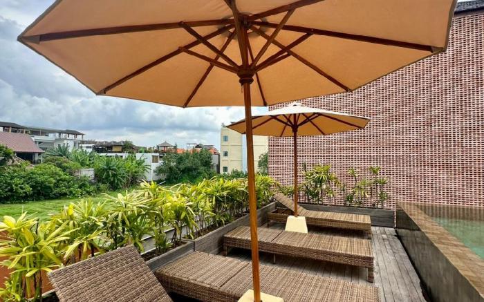 Jaladhi Echo Beach Villa