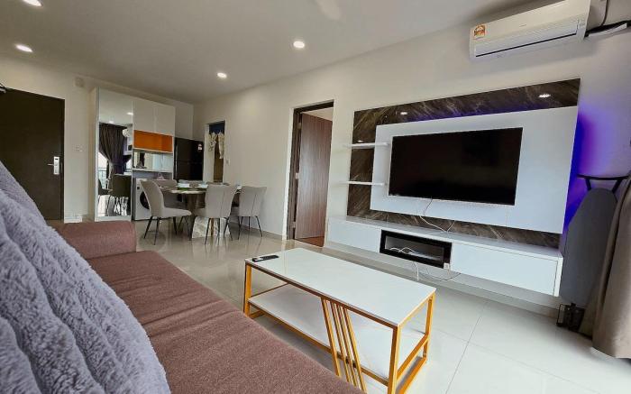 Central Park_Netflix_2bed2bath@Tampoi