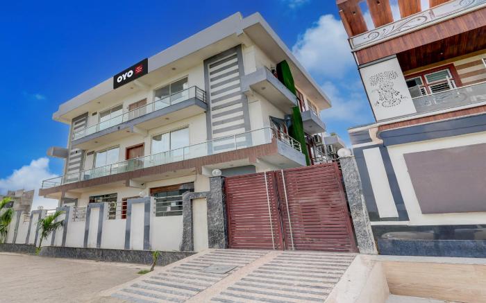 Hotel O The Grand Luxury