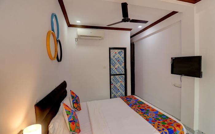 FabHotel Zelosena