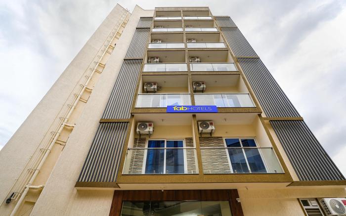 FabHotel Royal Suites I