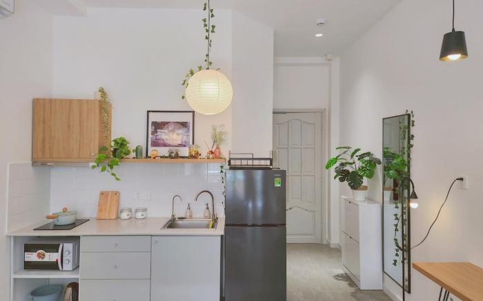 Best Location | LushDen @ Cozinema