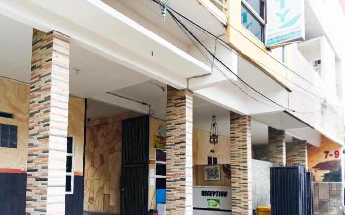 De Zity Homestay RedPartner near Alun Alun Jember