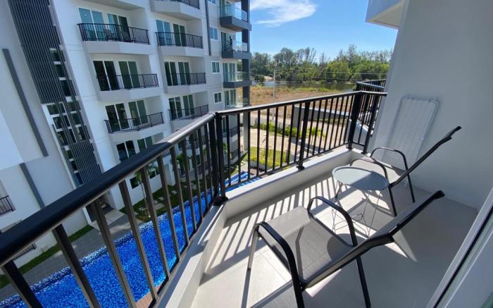 Pool & Lake View. Wonderful Getaway - M142