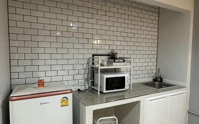 R.A.W POPULAR CONDO C5