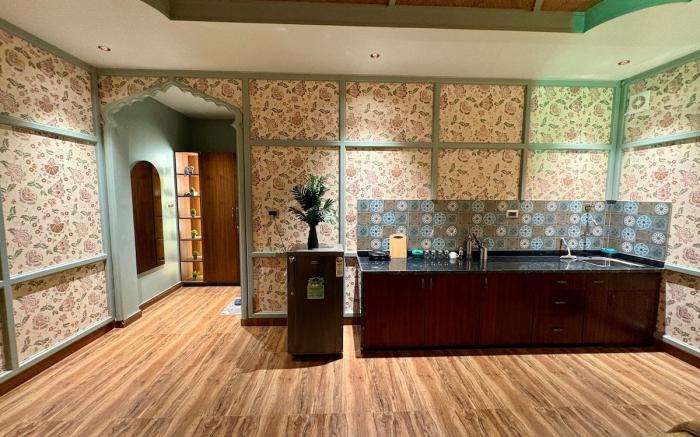 The Taj by*The Maharaja's Heaven