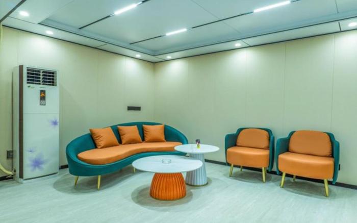 Yimi Hotel Guangzhou Shisanhang Garment Wholesale Market Provincial TCM Hospital