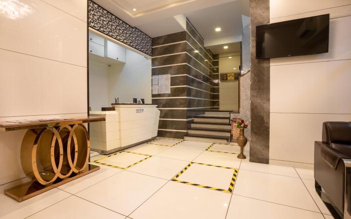 Hotel Laaiba Residency