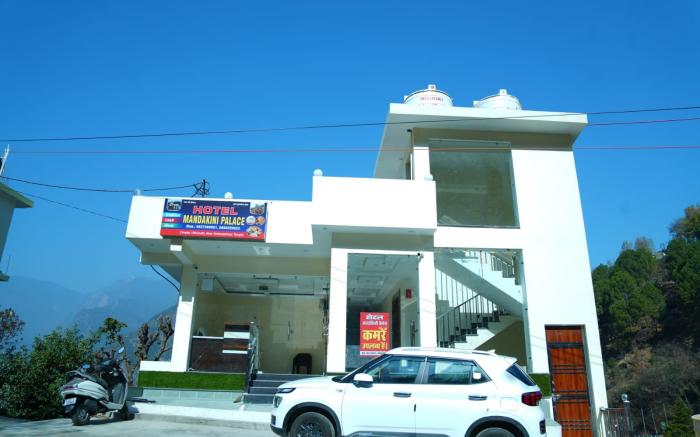 Hotel Mandakini Palace