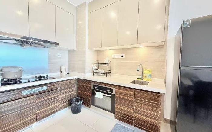 R&F Seaview 2Bed2Bath by Xin An