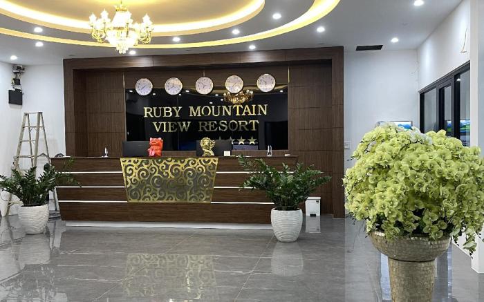 Ruby Mountain View Resort