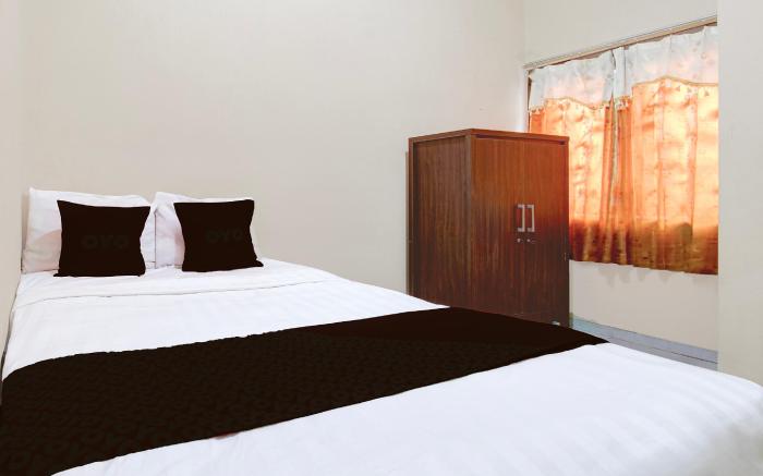 OYO 94717 Homestay Ka Villa Syariah