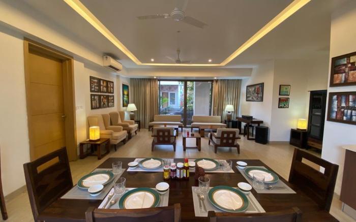 Hi5 Stays Luxe 3BHK with Private Pool in NorthGoa