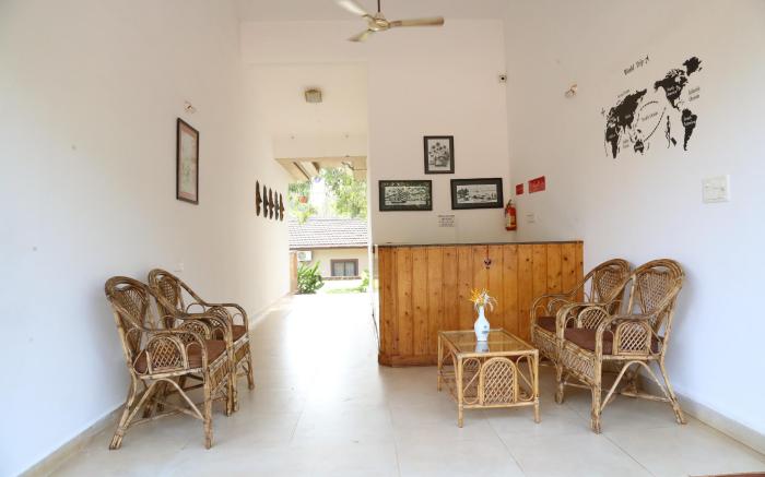 Casa De Royale Resort