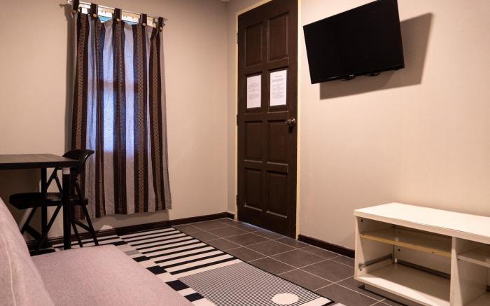 Garden Cabin Queenbed #4 @ Bambü Getaway