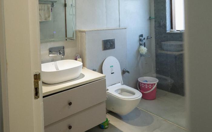 Luxury 5bhk Duplex Villa with Jacuzzi 