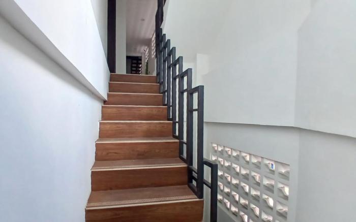 Vibes Djanti Residence Yogyakarta By Sans Hotel