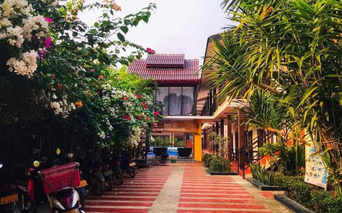 Vang Vieng Night Market Resort