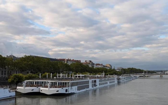 Dify Quatre Chapeaux - City Center