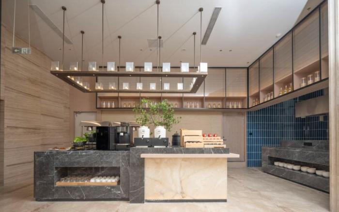 MEHOOD LESTIE Qingdao May Fourth Square MixC