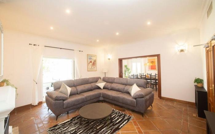 San Roque Golf Club Luxury 4-bed Villa + Swim Pool