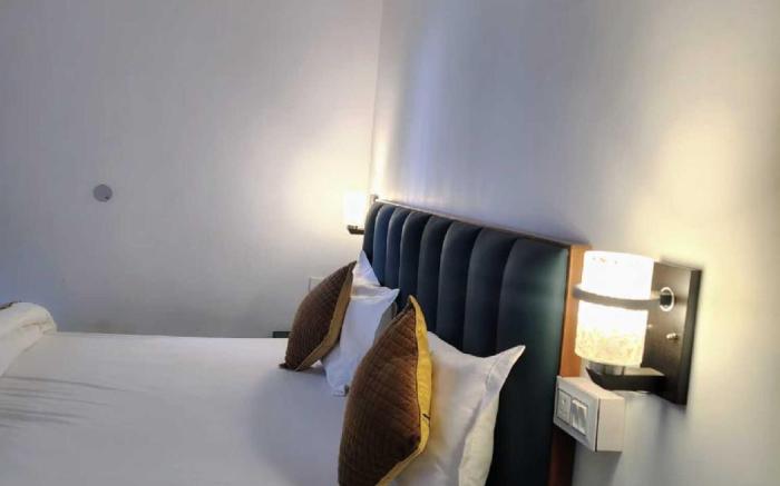 Baba Sundaram Hotel & Restaurant