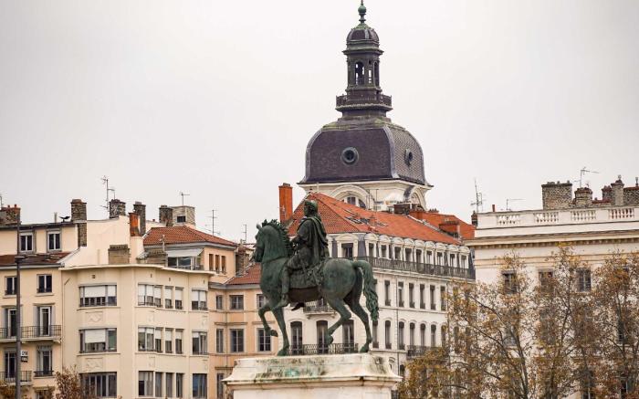 DIFY Apartment 1BR/4P – Place des Terreaux