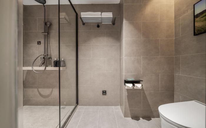 Qinin Hotel-Chongqing