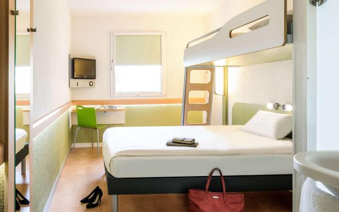 ibis budget Duisburg City am Innenhafen
