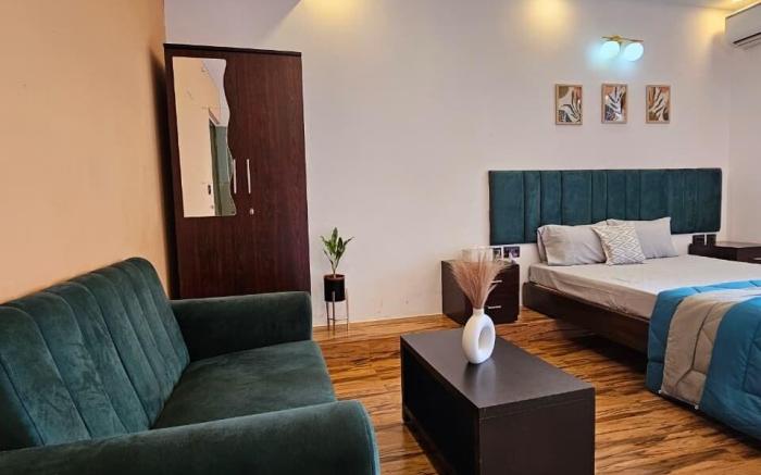 Cozy Riverfront Studio in Siolim