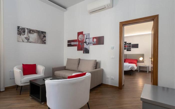 Prestigious Accommodation in Piazza Duomo!