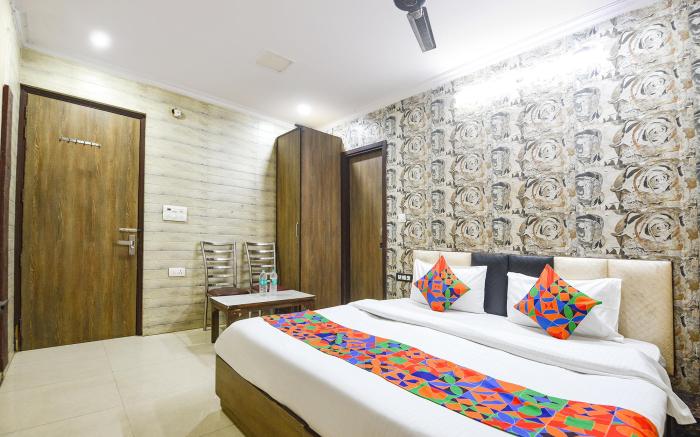 FabHotel Park View I