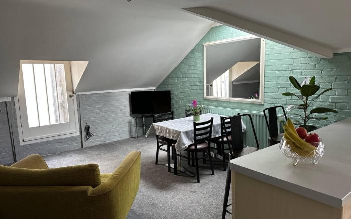 Flat in the centre of Deal Town
