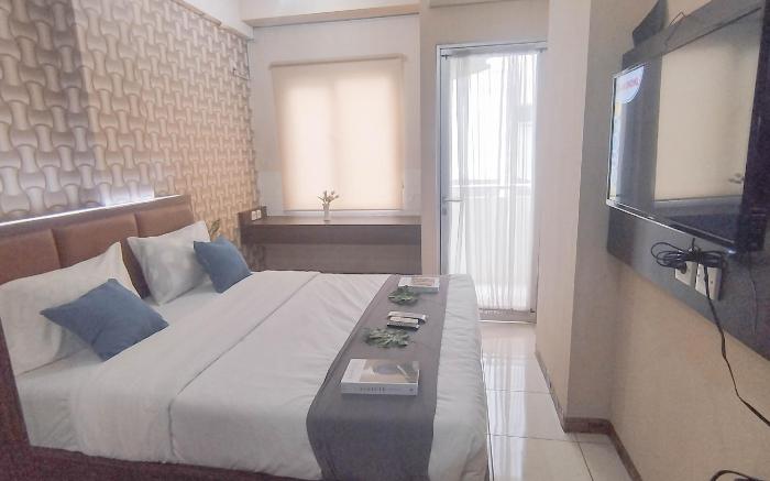 Studio Pavilion Permata Apartment By Travelio