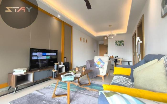 RNF 2BR Cozy Modern City Gateway Netflix BySTAY