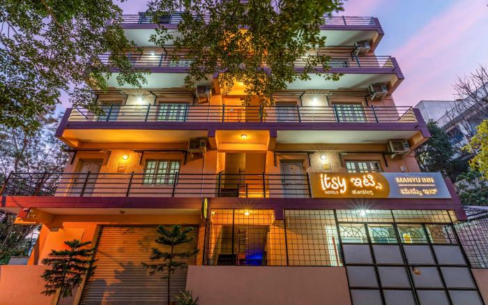 Itsy Hotels Manyu Inn