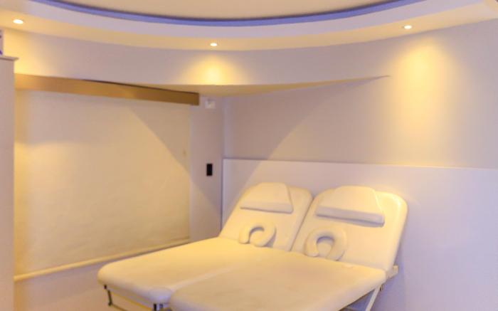 SKYLIGHT GUEST LODGE