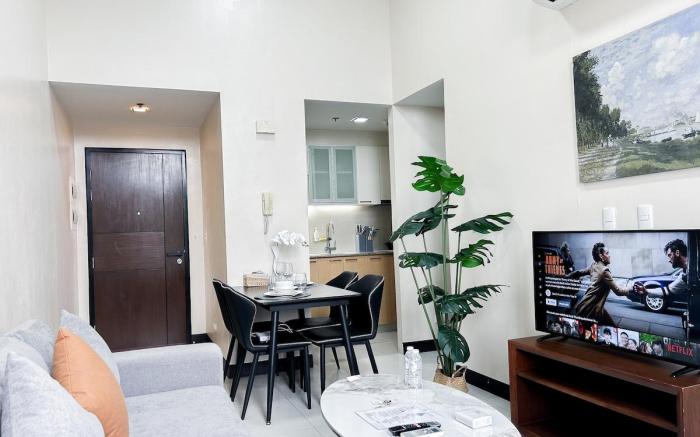 Amenity Floor w/ 2 Beds in OPR #8