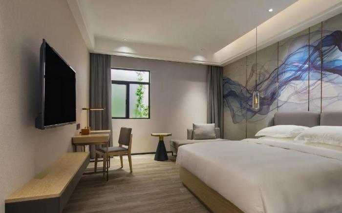 Paco Hotel Jinfeng Metro Guangzhou-Free Shuttle Bus during Canton Fair