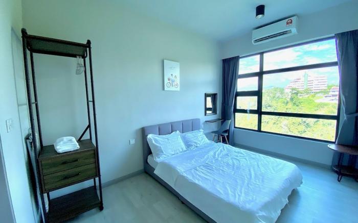 Jesselton Quay Kinabalu Sunrise & Sunset Seaview 