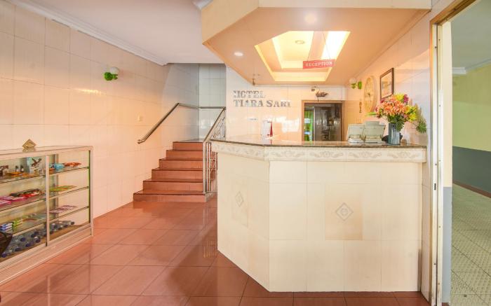 OYO 94786 Hotel Tiara Sari