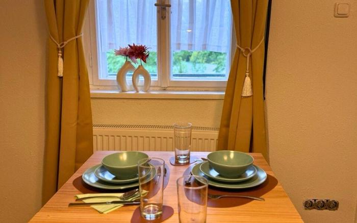 Apartment right on the river | Balcony-pure nature