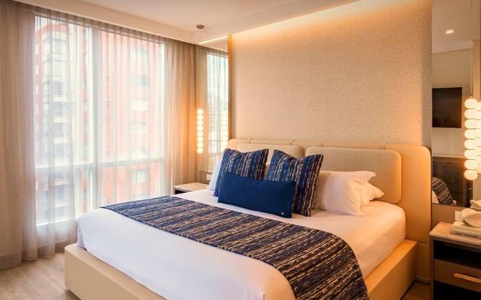 Le Parc Hotel, Beyond Stars