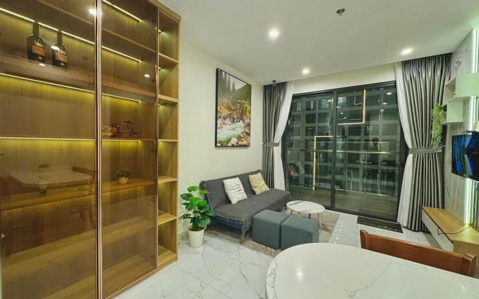 Two-Bedroom Luxury Vincom 50m