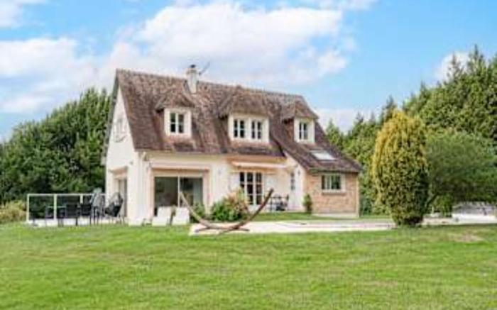 Amazing Villa with Swimming Pool